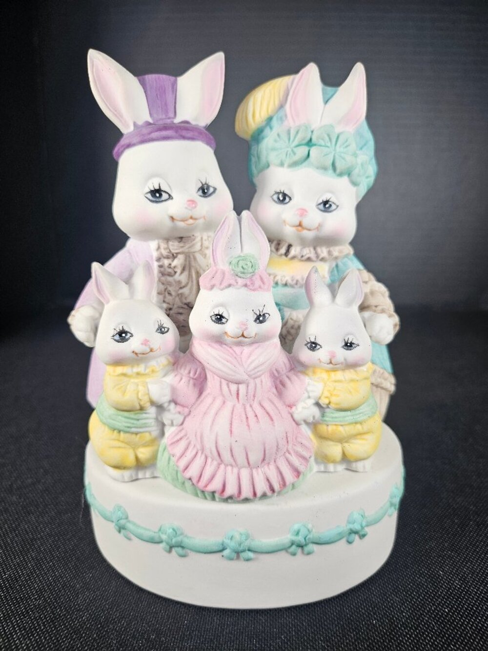 Mann Taiwan Easter Bunny Family Ceramic Music Box Plays "In Your Easter Bonnet"